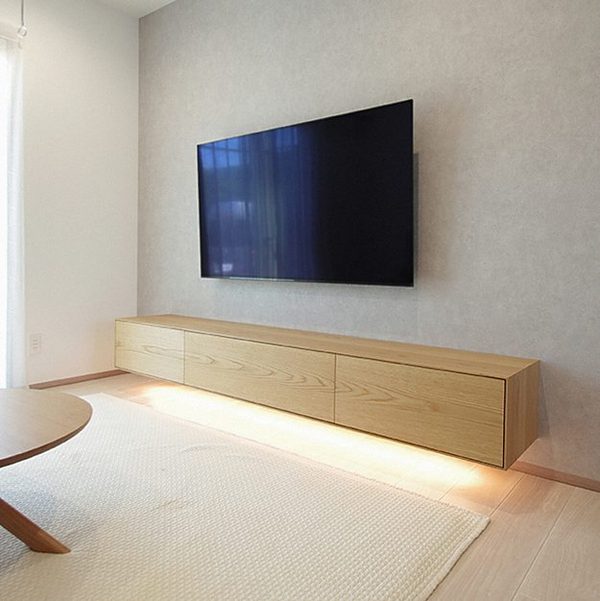 間接照明付きのフロートテレビボード