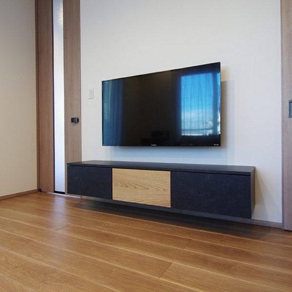 セミオーダーのフロートテレビボード